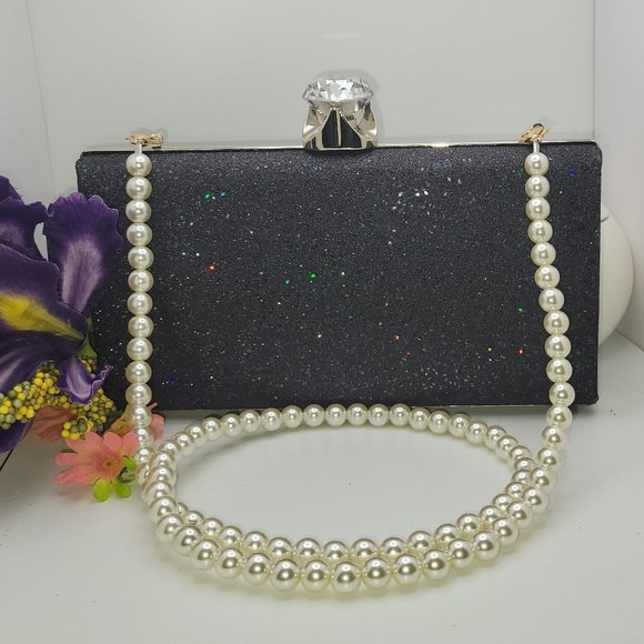 Black Shatter Glitter Clutch - Picture 1 of 3